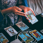 初心者必見!直感で選ぶタロットカードのポイントを伝授