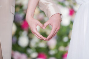 風水で恋愛効果があった!幸せを掴んだ女性たちの秘密