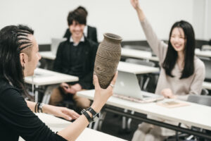 占い師は怪しい存在？安心感を与えて相談されるための特徴を紹介