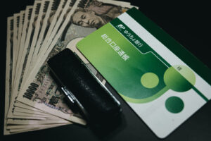 占い師が年収アップを上げるための具体的な方法を紹介