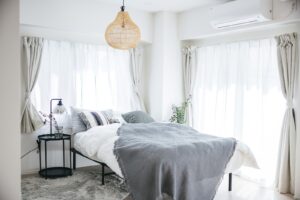 絶命方位が寝室にある場合の風水的リスクと具体的な化殺対策